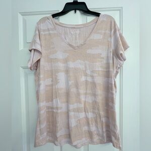 Worn once! Lucky Brand size 1X camo style t-shirt